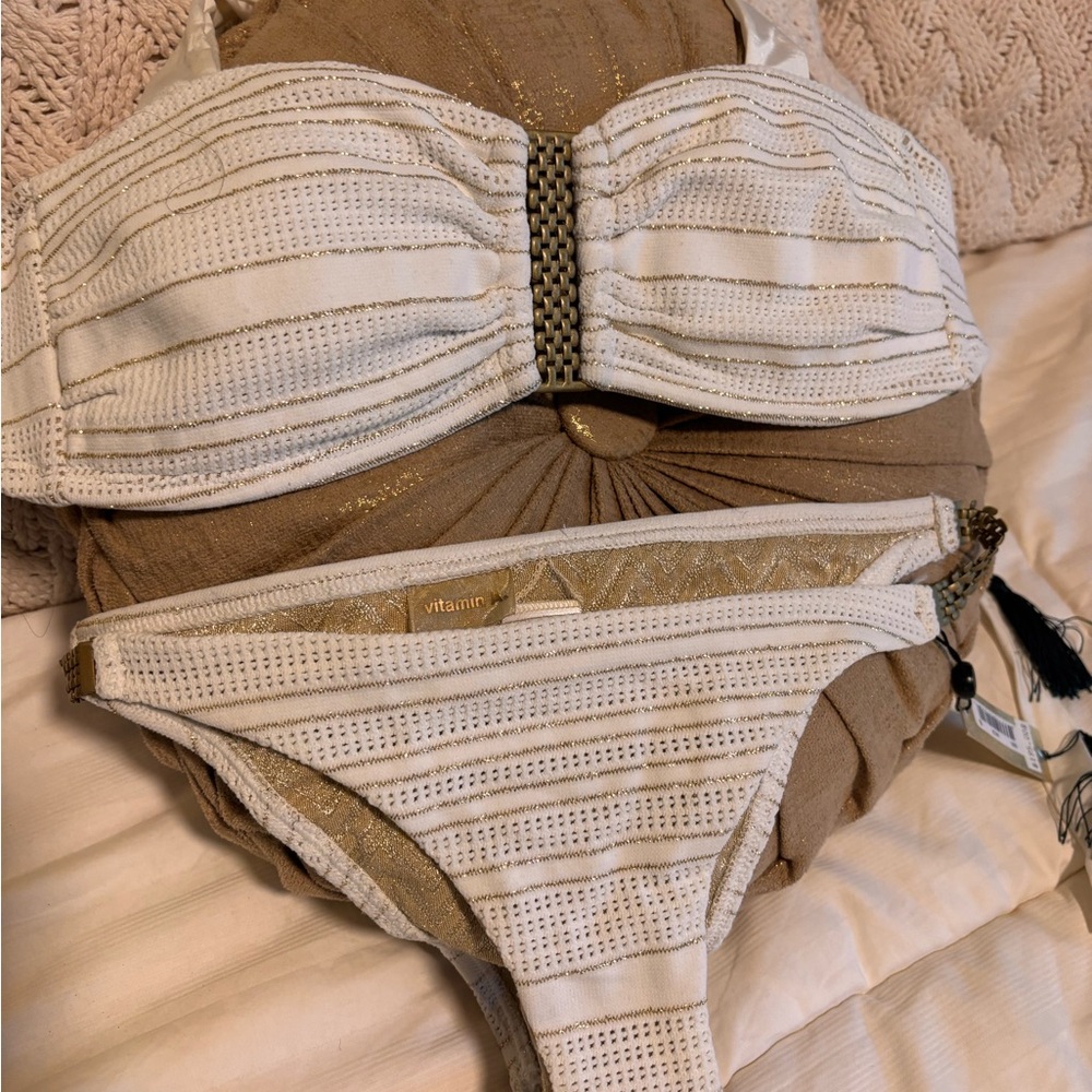 NWT Vitamin A White & Gold Textured Bandeau Bikini Set | Size M | Luxe Swimwear